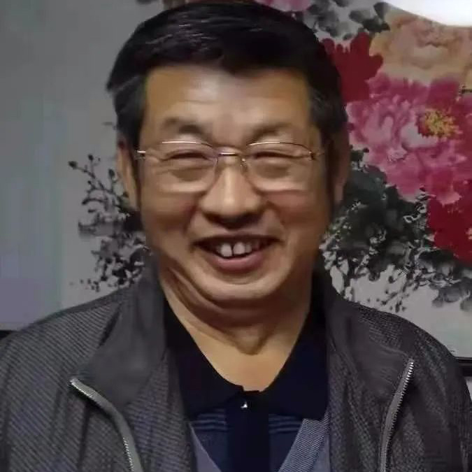 个人照片2.jpg