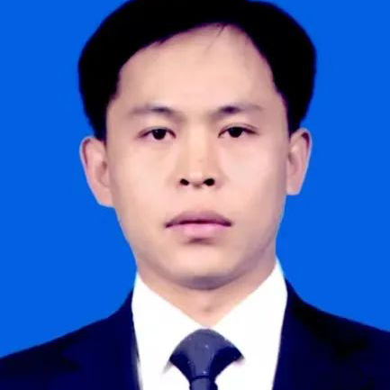 个人照片2.jpg