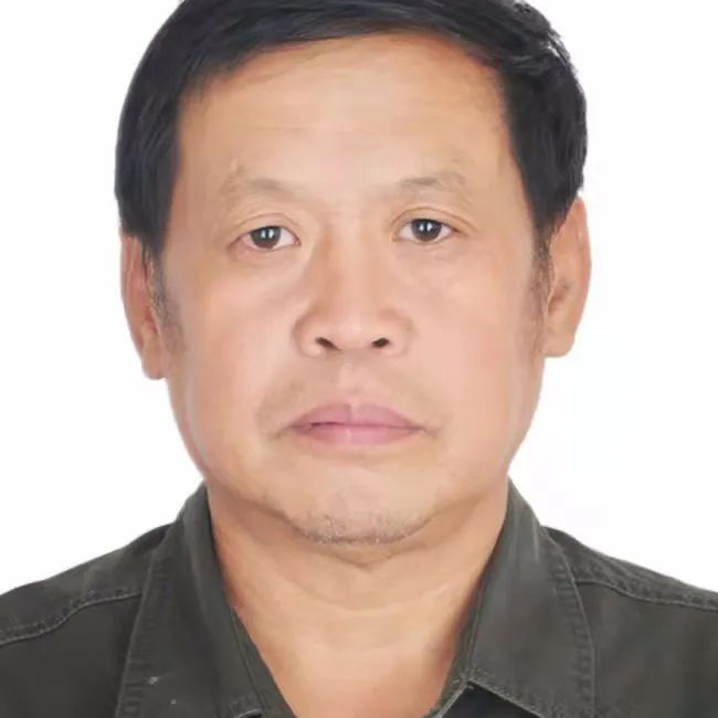 个人照片2.jpg