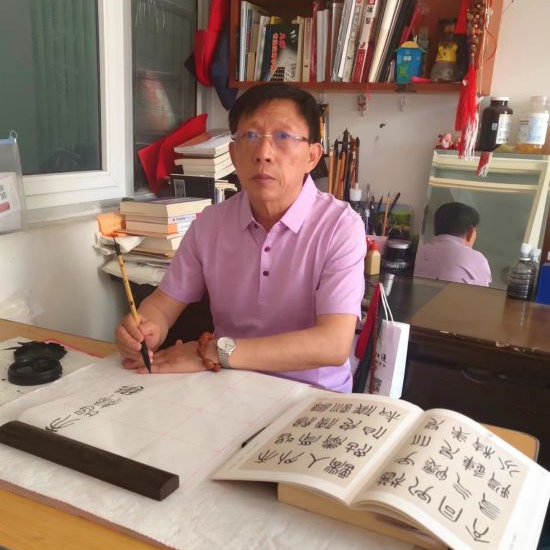 个人照片2.png
