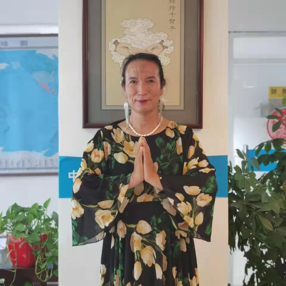 个人照片2.png