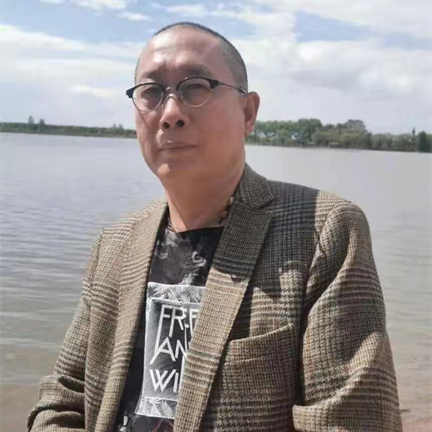 个人照片2.jpg