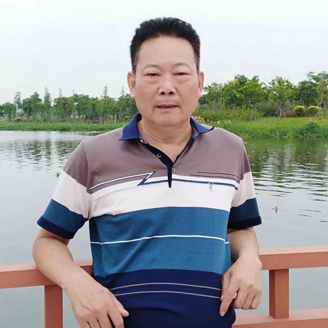 个人照片2.jpg