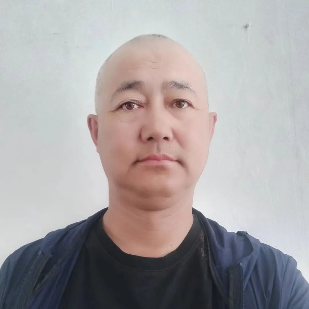 个人照片2.jpg