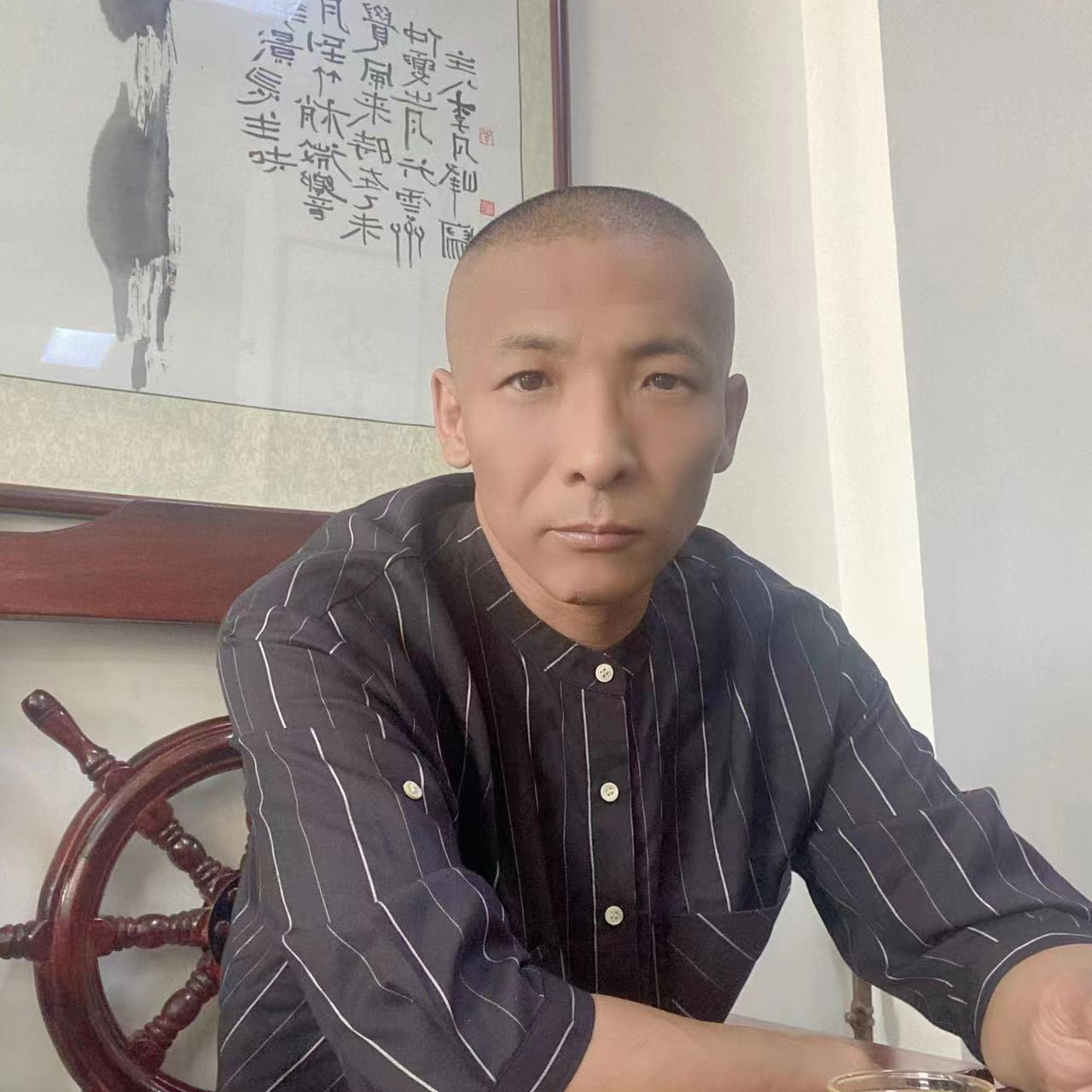 个人照片2.jpg