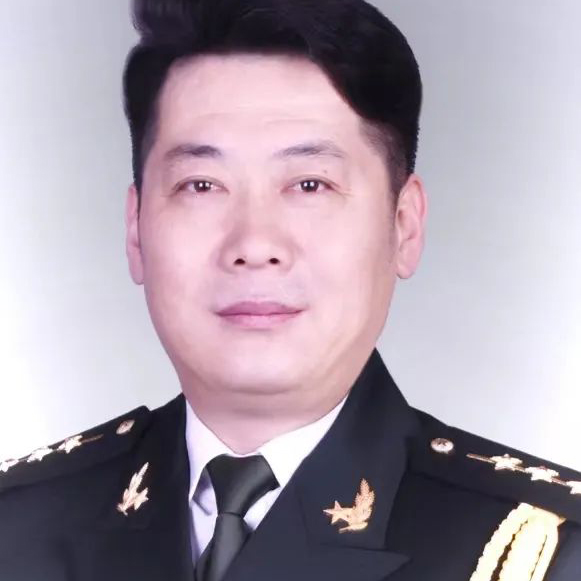 个人照片2.jpg