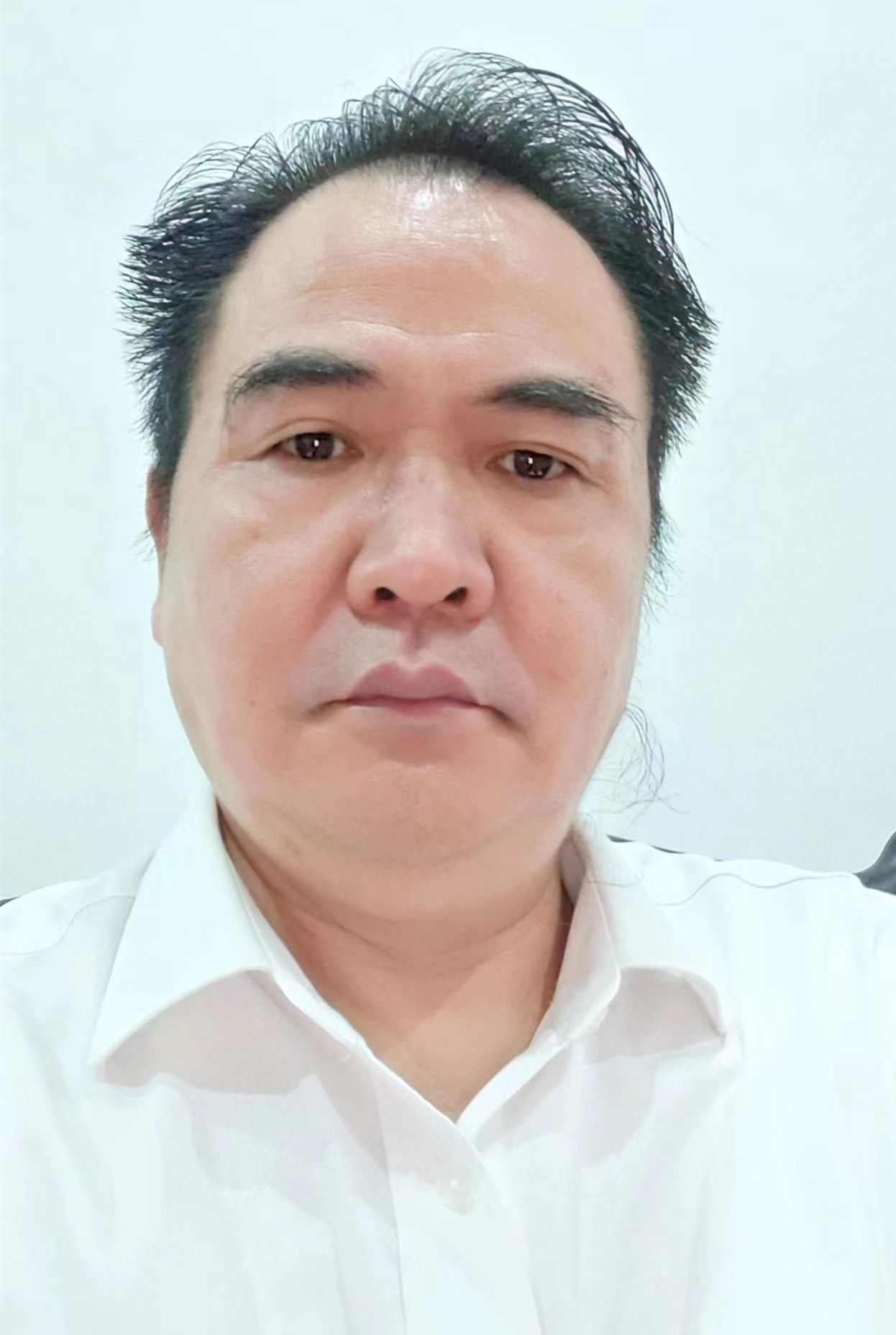 陈天明.jpg