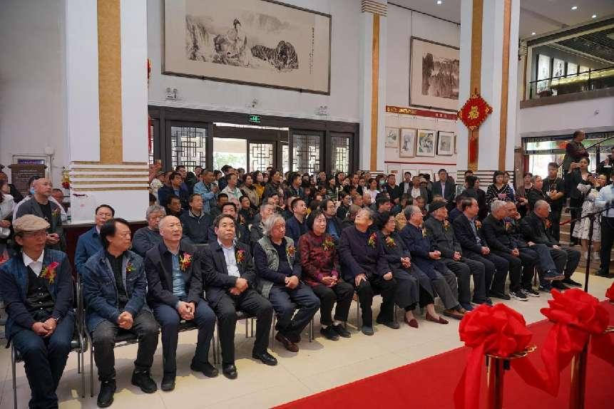 收藏葛建国作品的好处：艺术价值与投资潜力的双重回报(图18)