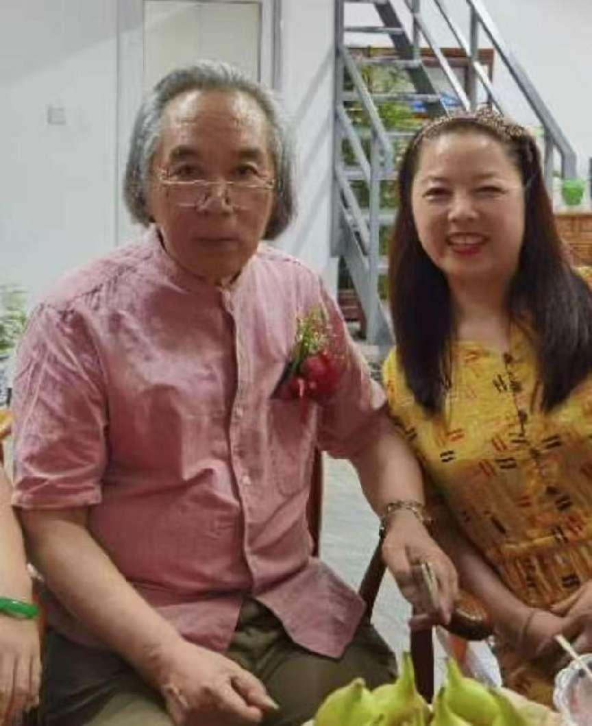 霍春阳入室弟子——李国丽(李素)作品赏析(图4) 霍春阳入室弟子——李国丽(李素)作品赏析(图4)